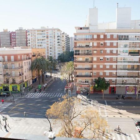 Apartamento Luminoso piso + balcón en Valencia Exterior foto