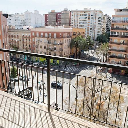 Apartamento Luminoso piso + balcón en Valencia Exterior foto