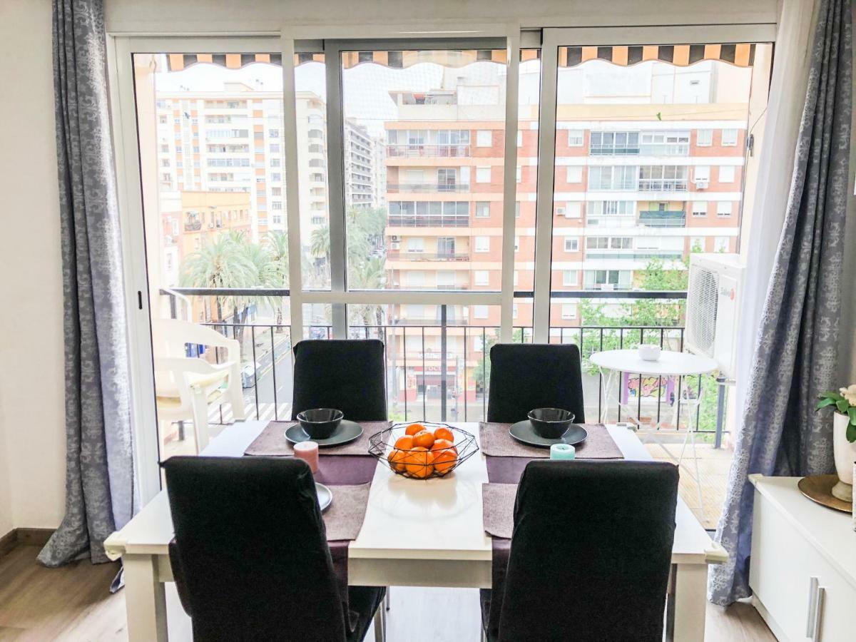 Apartamento Luminoso piso + balcón en Valencia Exterior foto